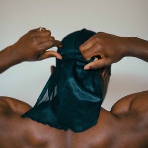 Meet your Posher, Hala